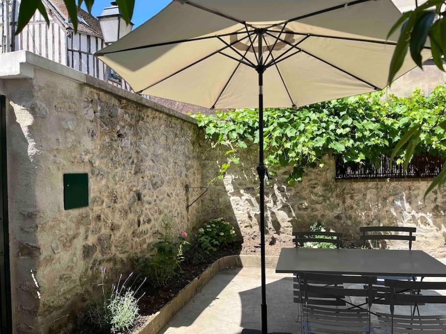 La Belle Du Val Provins Exterior foto